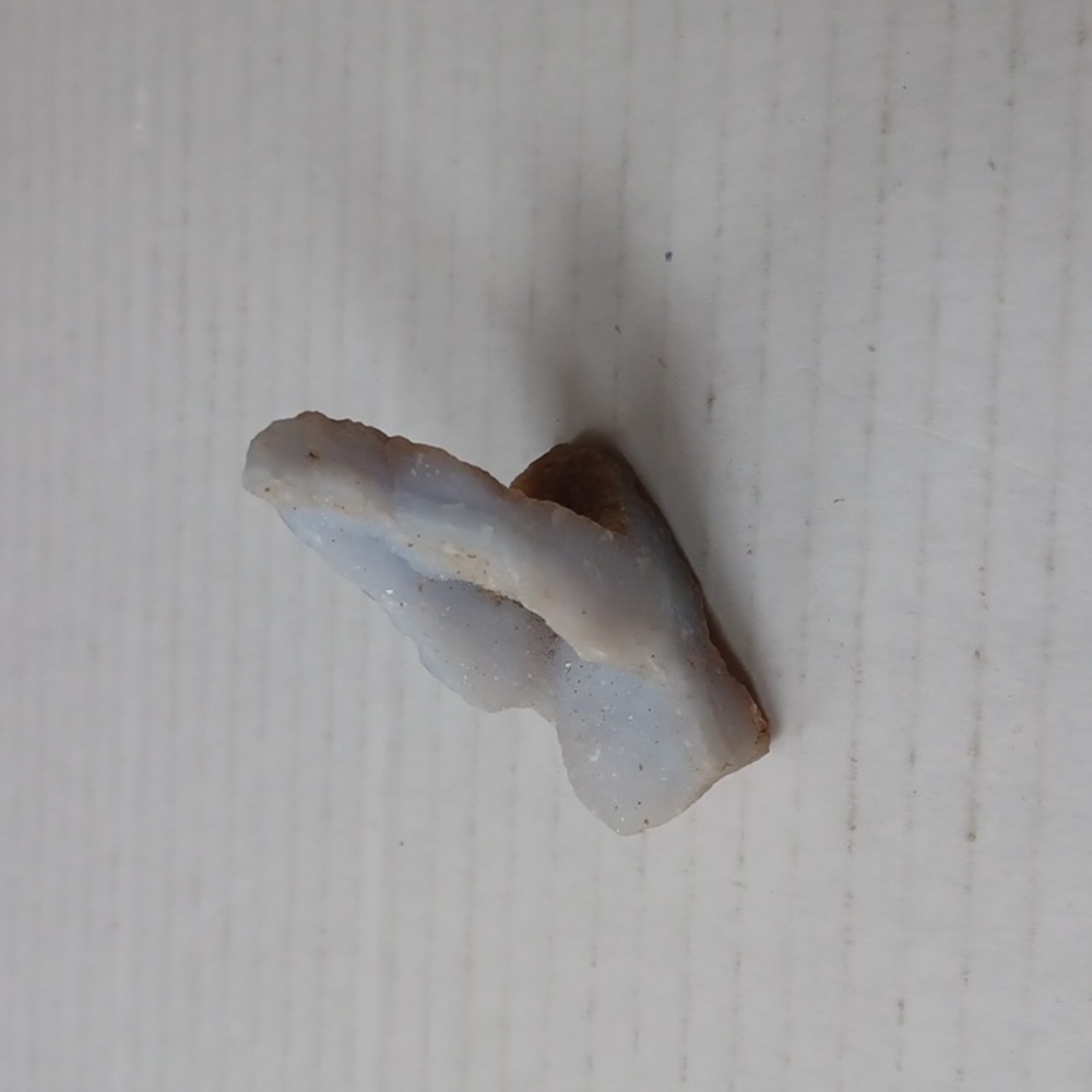 4/$60 Raw White & Cream Coloured Crystal - Gemstone